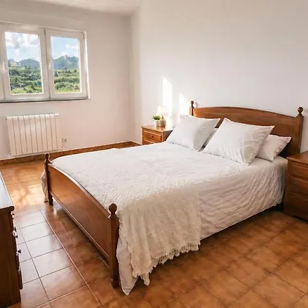 Hermedesuxo - - Flat A * Finisterre