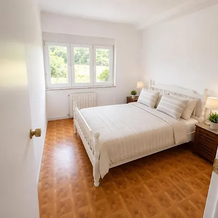 Hermedesuxo - - Flat A * Finisterre